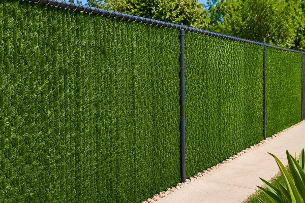 Chain Link Grass Fence