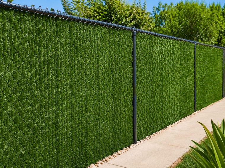 Chain Link Grass Fence